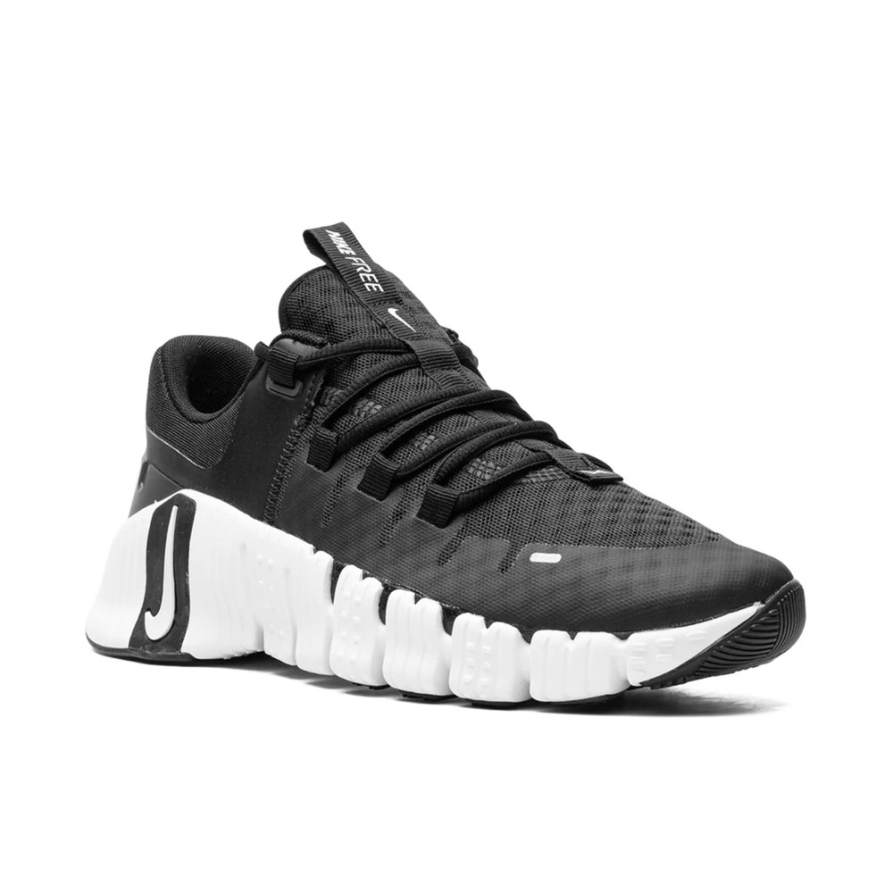 Nike Free Metacon 5 Sneakers - Picture 2 of 7